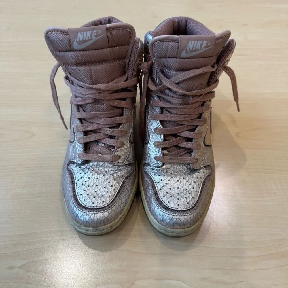 Nike Dunk‎ Sky Hi Rose Gold Wedge High Top Sneakers Size 8